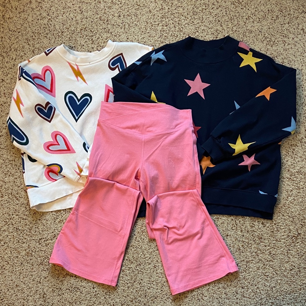 Lot with 2 Old Navy sweatshirts and matching pink flare leggings, size L (10/12)